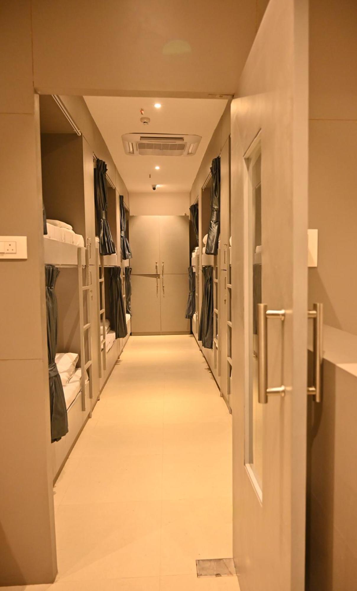 Bed & Bread Dormitory Bharuch Exteriér fotografie